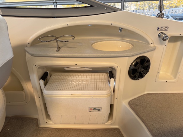 Stingray 235 LR