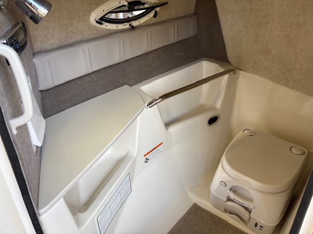Stingray 235 LR
