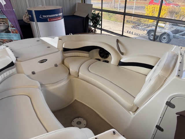 Stingray 235 LR