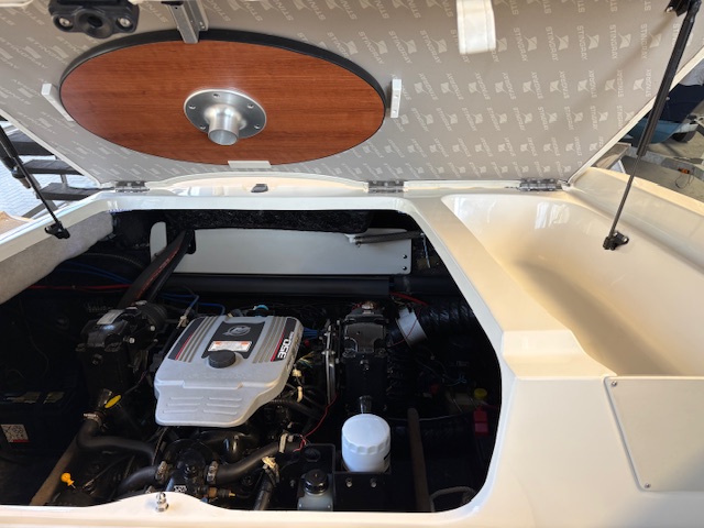 Stingray 235 LR