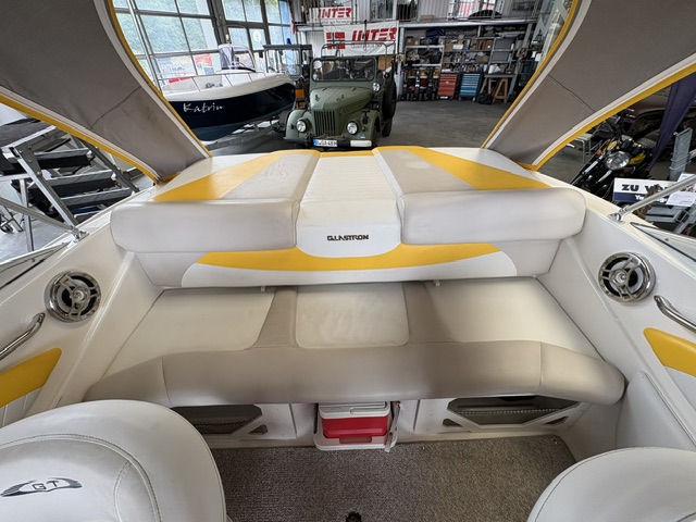 Glastron GT 185