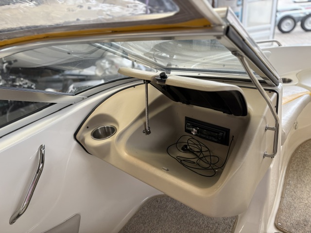 Glastron GT 185