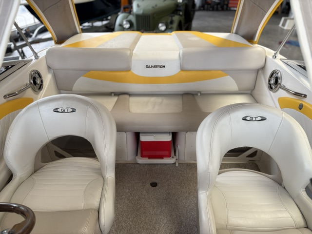 Glastron GT 185