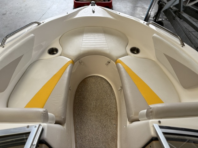 Glastron GT 185